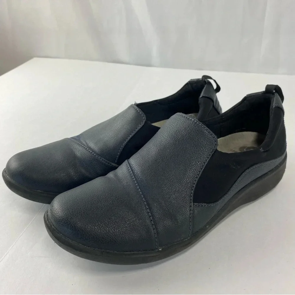 Clarks Cloudsteppers Womens 5.5 Black Microsuede Sillian Paz Slip On Loafer